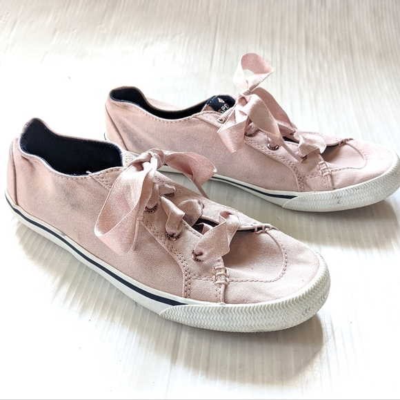 blush sperry sneakers